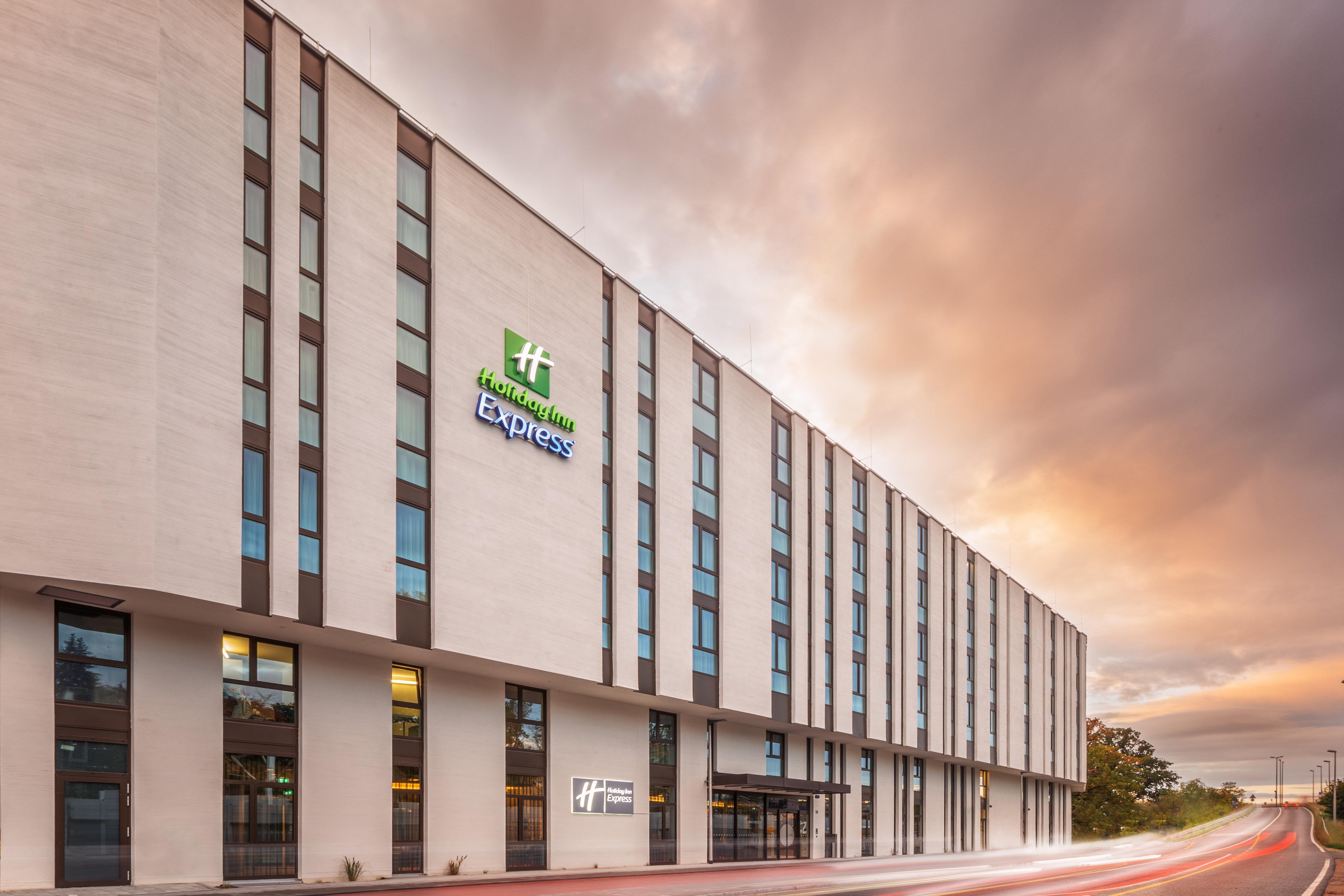 Holiday Inn Express - Erlangen By Ihg Exterior foto
