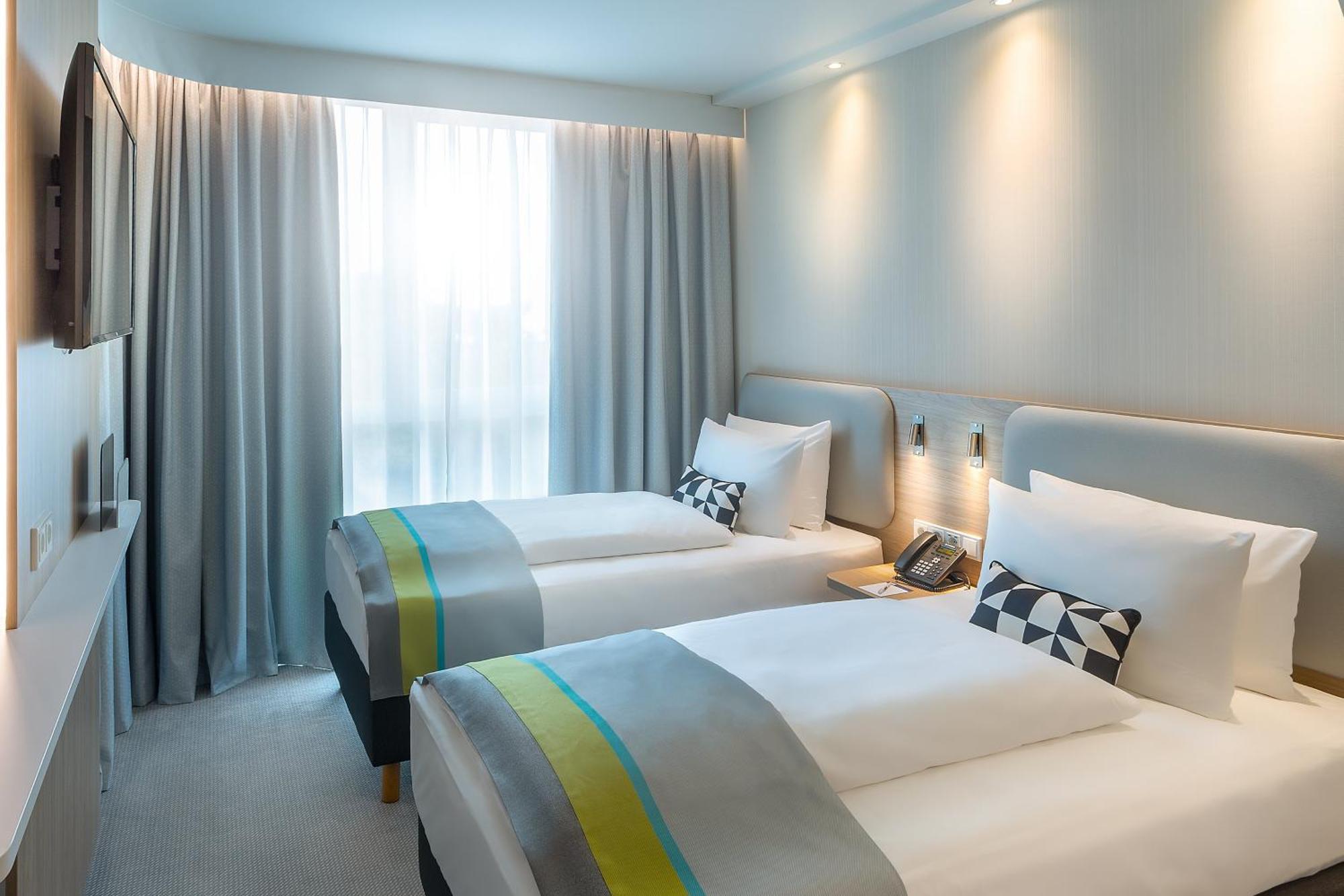 Holiday Inn Express - Erlangen By Ihg Exterior foto