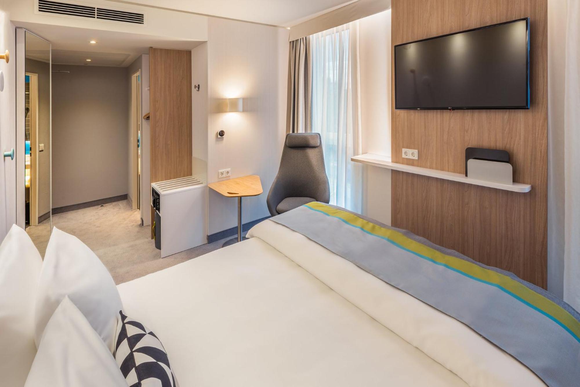 Holiday Inn Express - Erlangen By Ihg Exterior foto